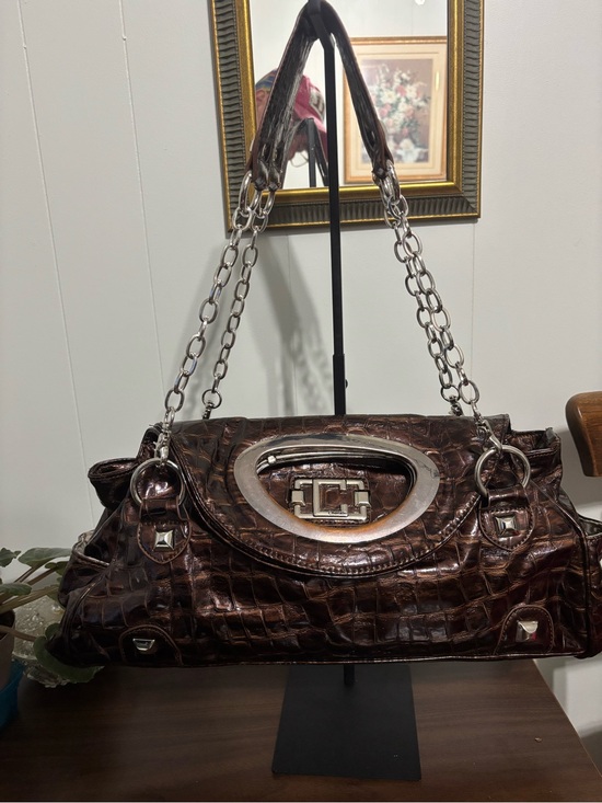 Chenson Handbags - Y2K Croc-Embossed Brown Shoulder Bag with Silver Chain Straps
